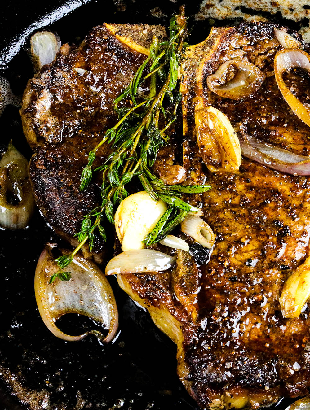 Best Fresh Herbs for Steak: Top Picks & Tips You Need
