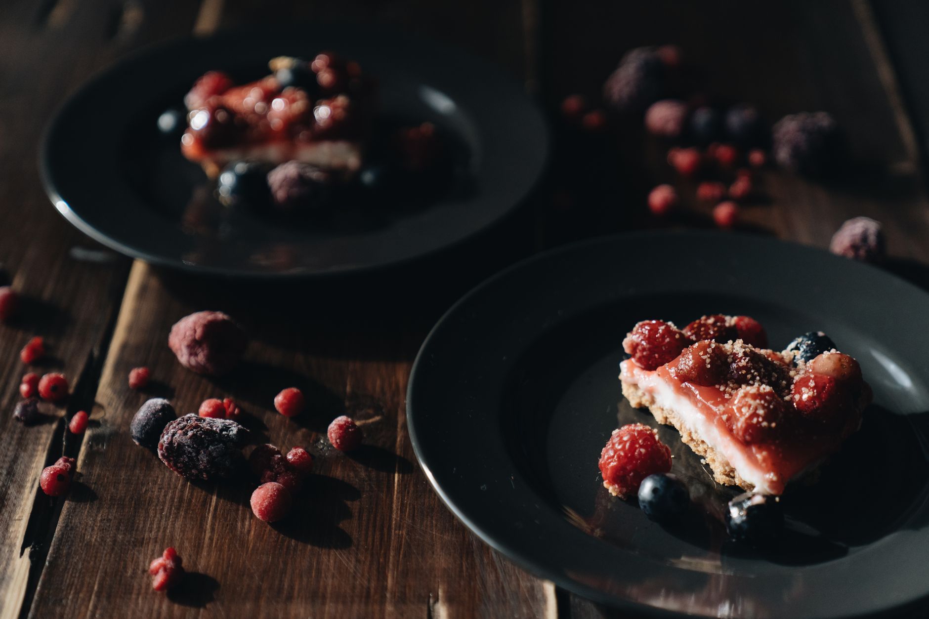 7-Ingredient Creamy Vegan No-Bake Cheesecake Bars
