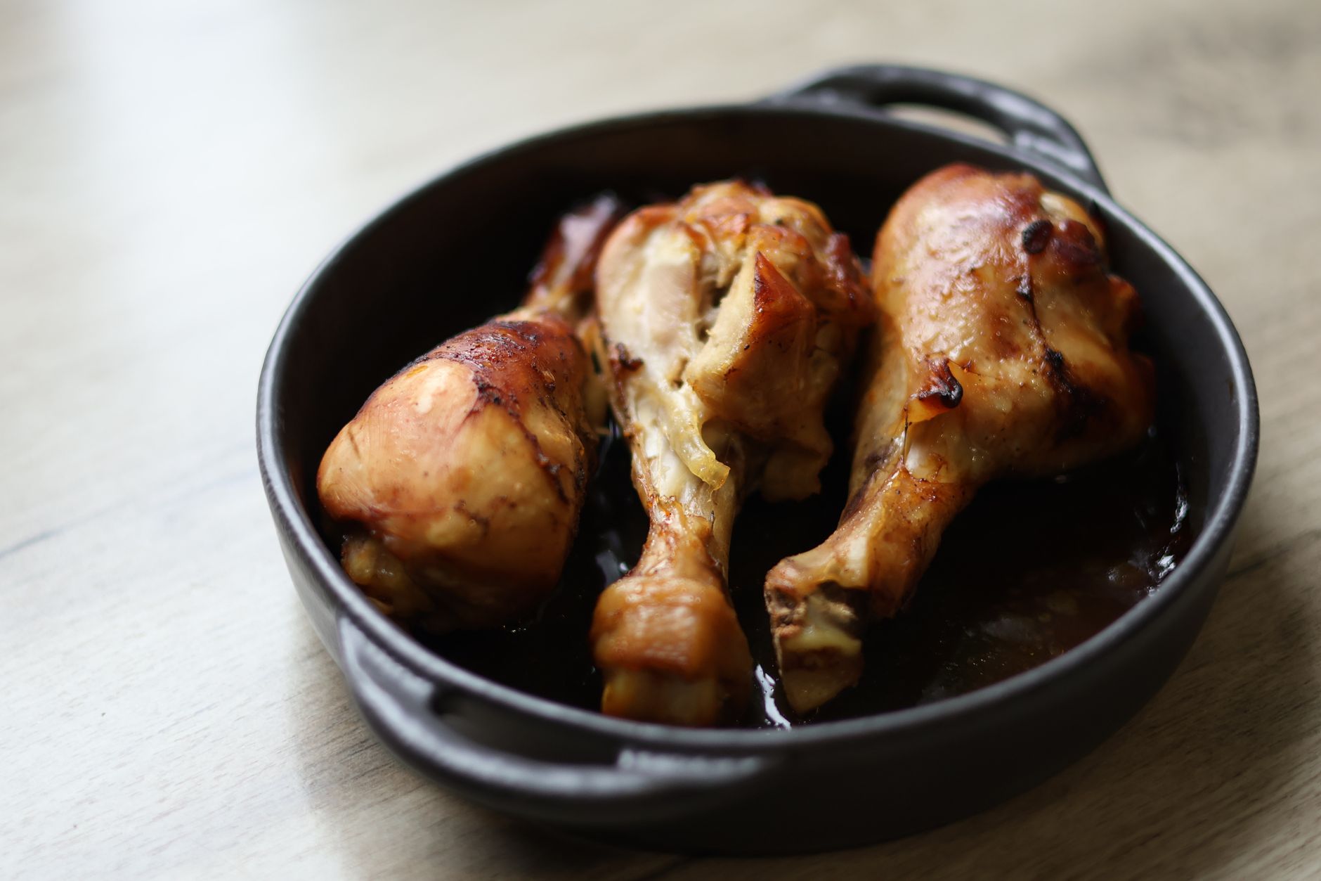 Cast Iron Dutch Oven Chicken: Juicy, Crispy Bake at Home