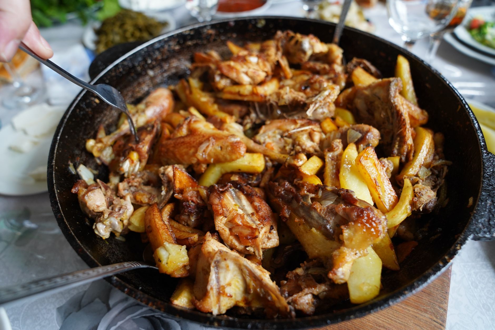 Cooking Chicken in Le Creuset Braiser: Juicy Results Every Time