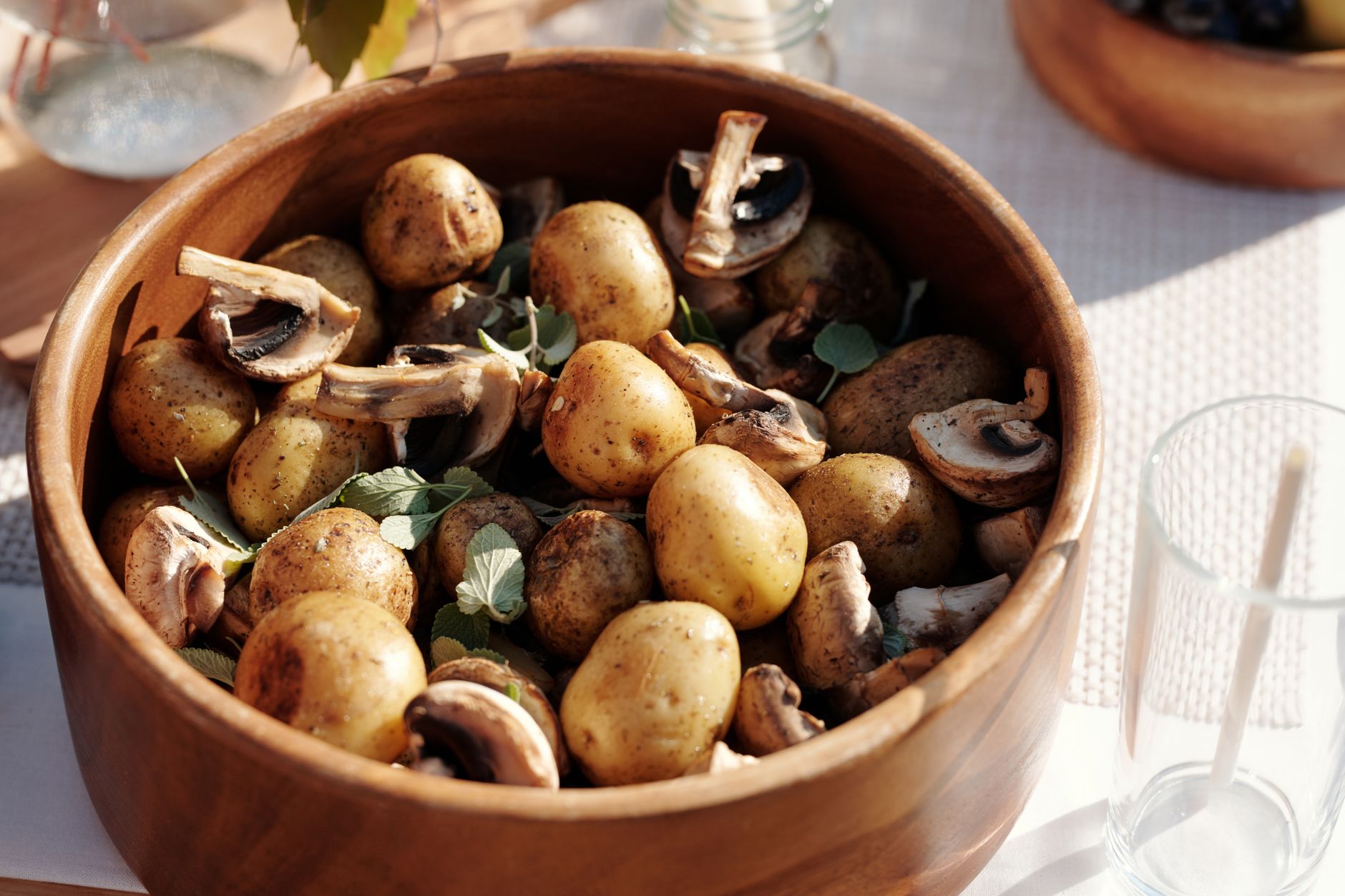 Cowboy Potatoes in Foil: Crispy, Flavorful & Easy Campfire Recipe