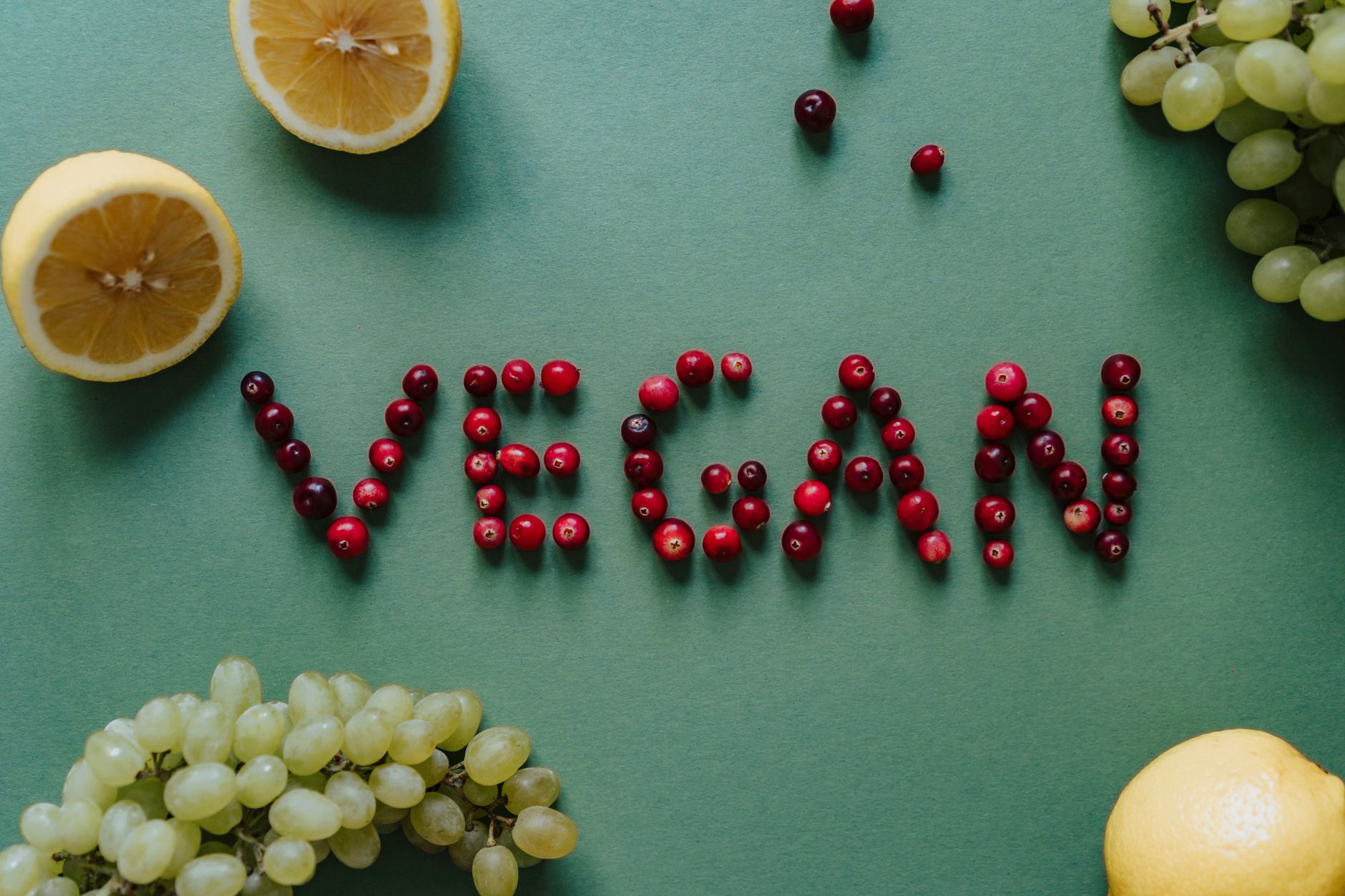 Can You Eat Fresh Raw Cranberries? Here's What You Should Know