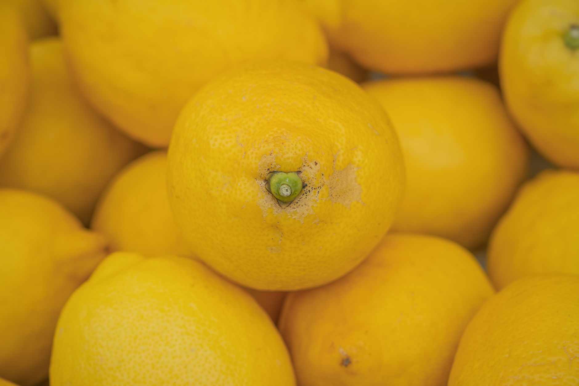 How Many Ounces Of Juice Are In One Lemon?