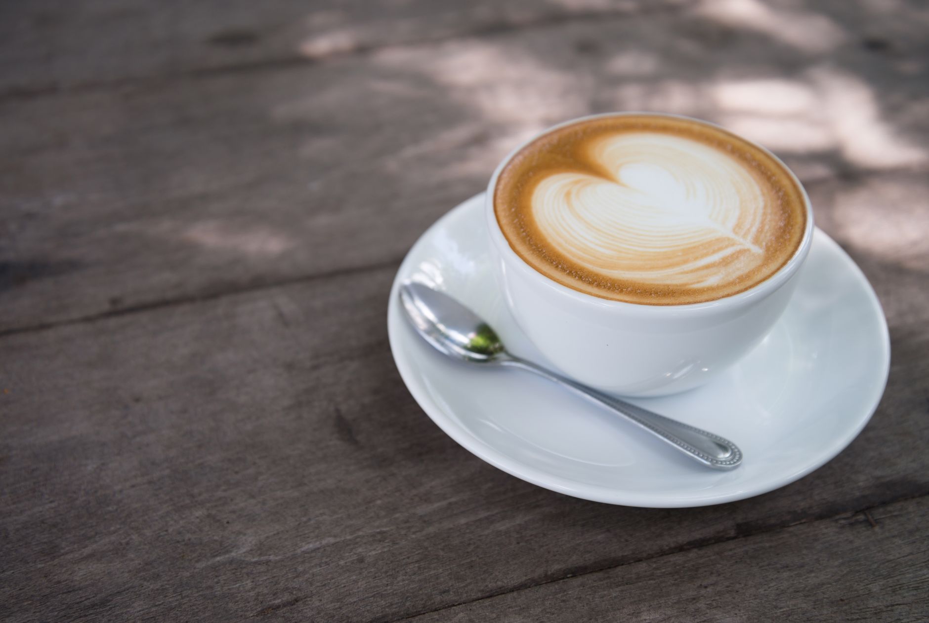 Macchiato Vs Cappuccino: How To Choose Your Perfect Coffee Match