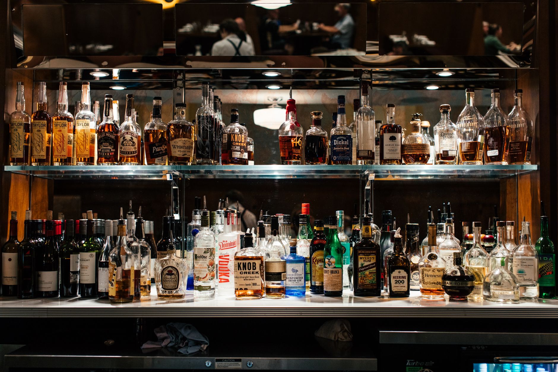 The 9 Best Whiskey Bars Nashville Locals Can’t Stop Talking About