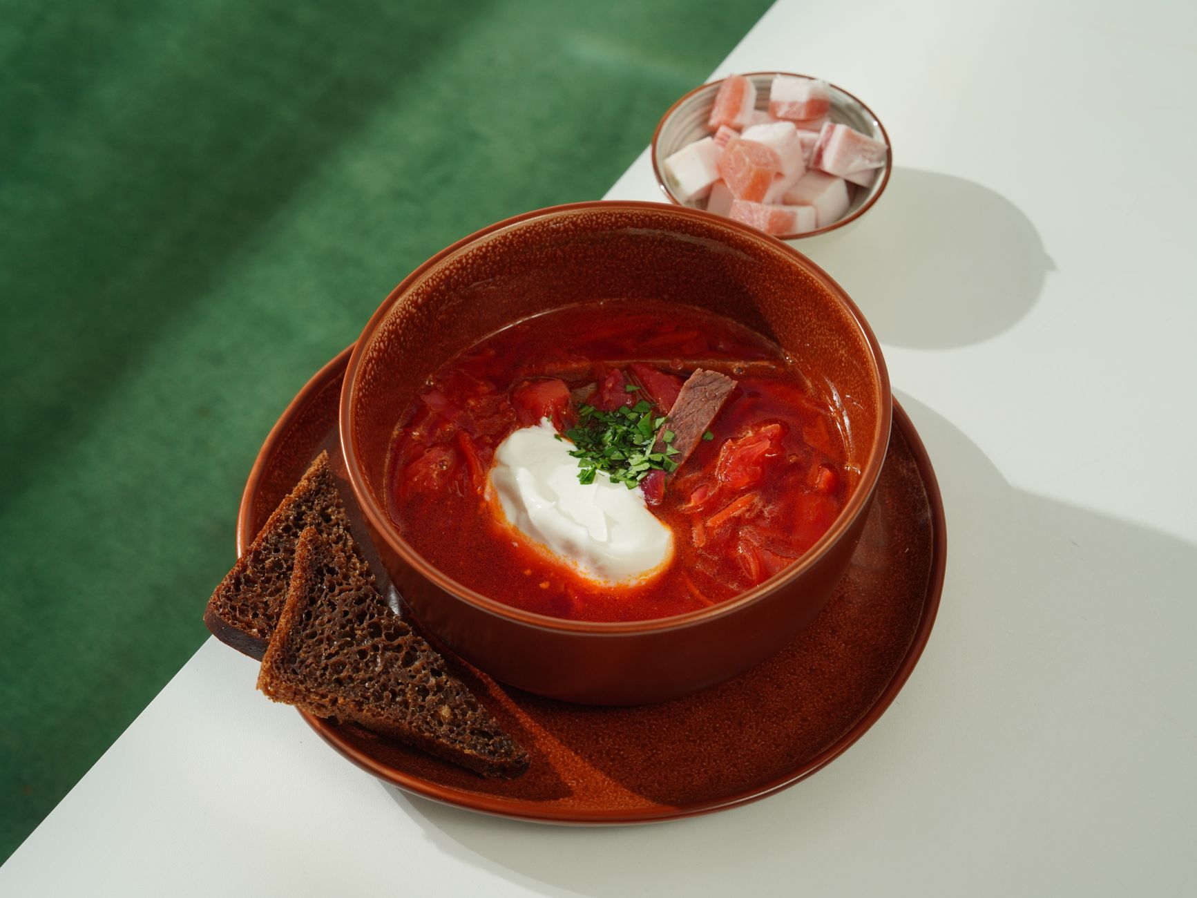 Beef Tallow vs Lard: Which Animal Fat Should You Choose?
