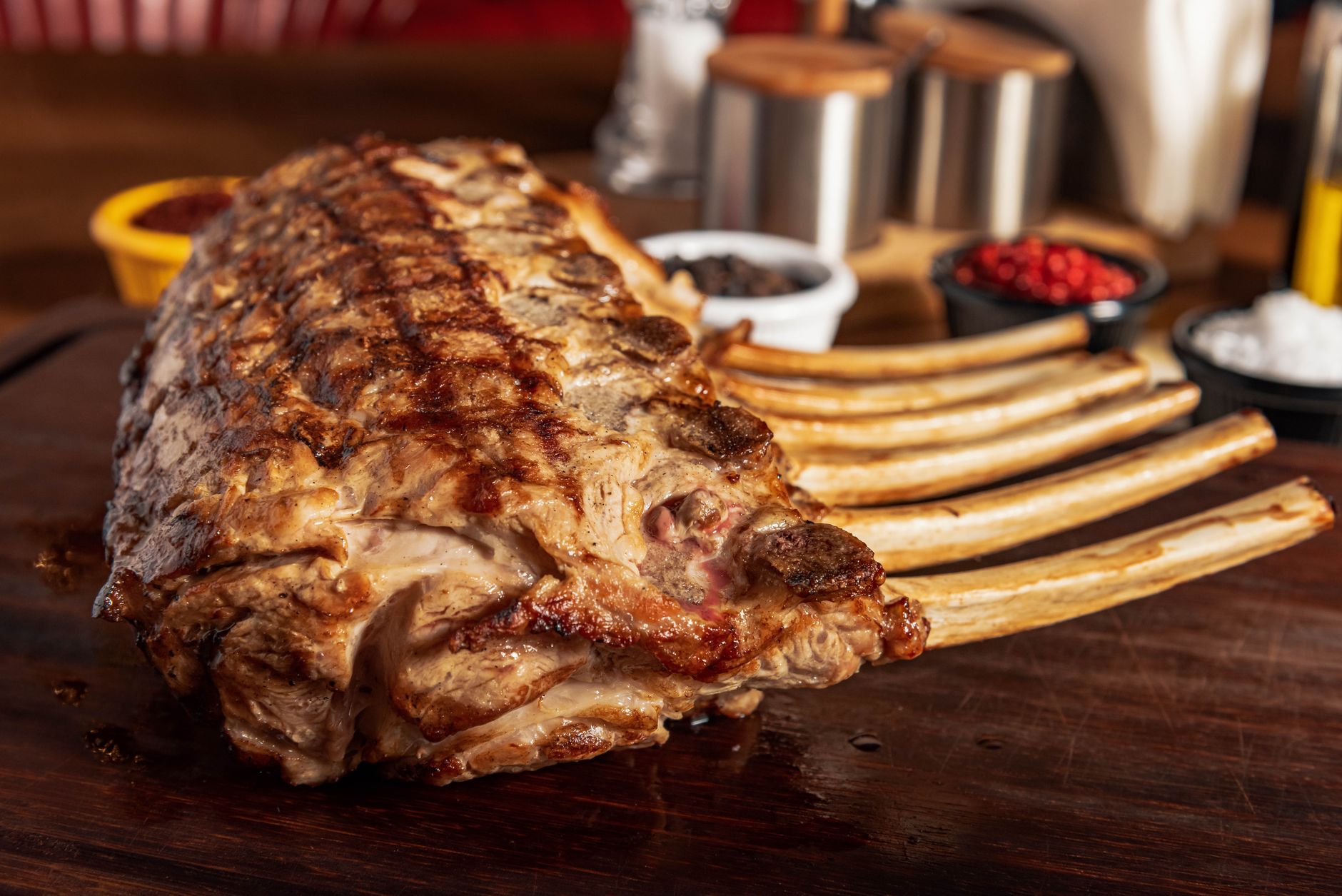 Best Ribs Restaurants: Top 7 Chain Spots for Flavorful Ribs