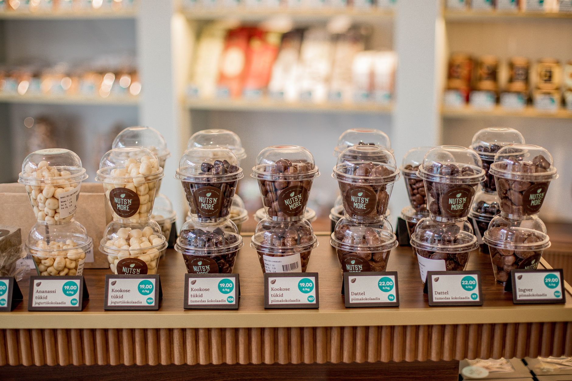 8 Chocolate-Covered Almond Brands, Ranked for Taste & Quality