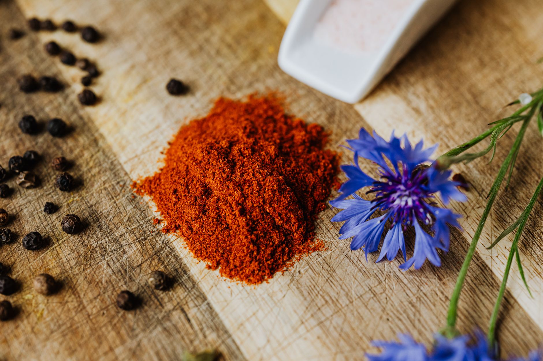 Paprika Vs Smoked Paprika: Know the Difference for Better Flavor