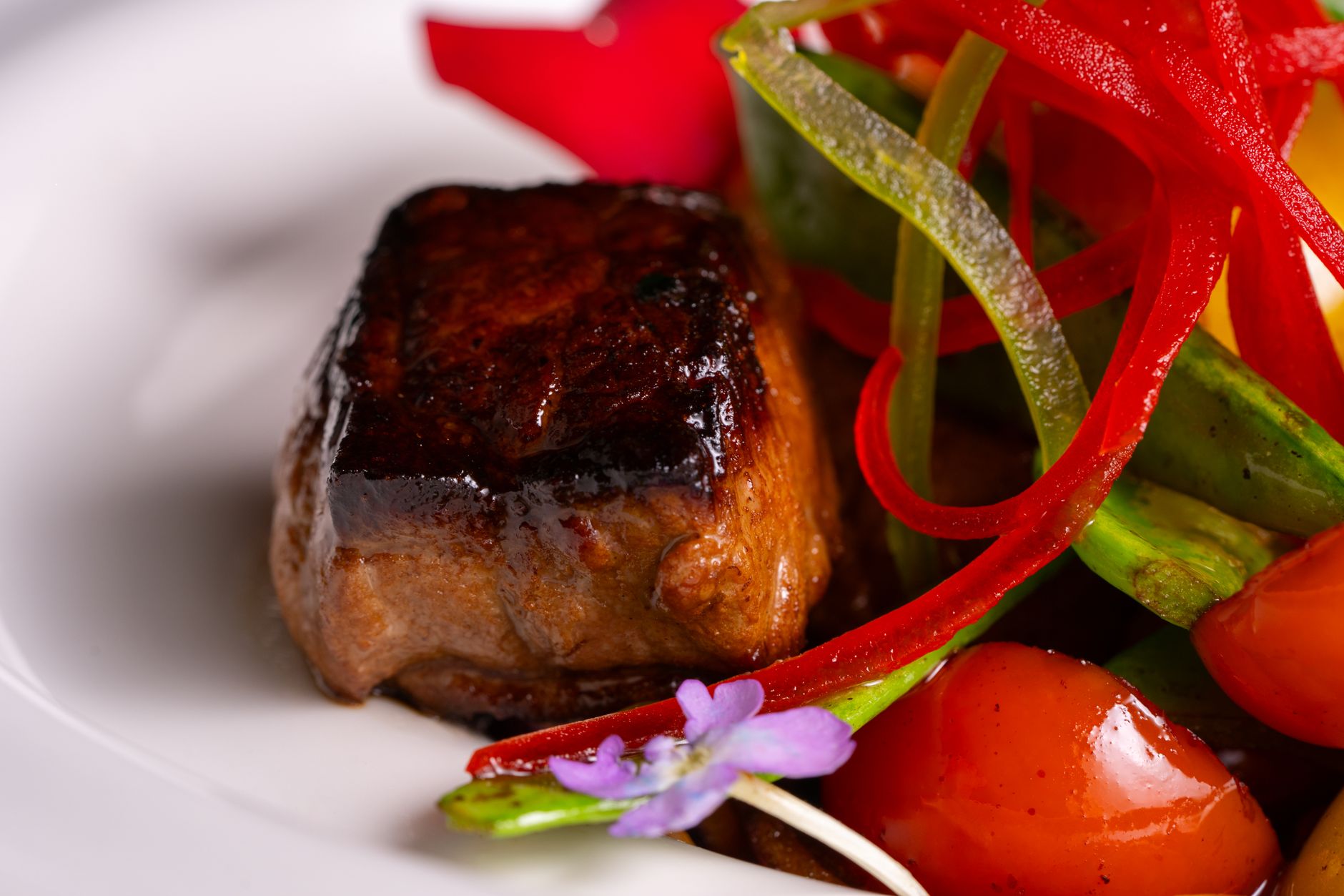 Mastering Black Pepper Angus Steak: Flavor, Recipe & Tips