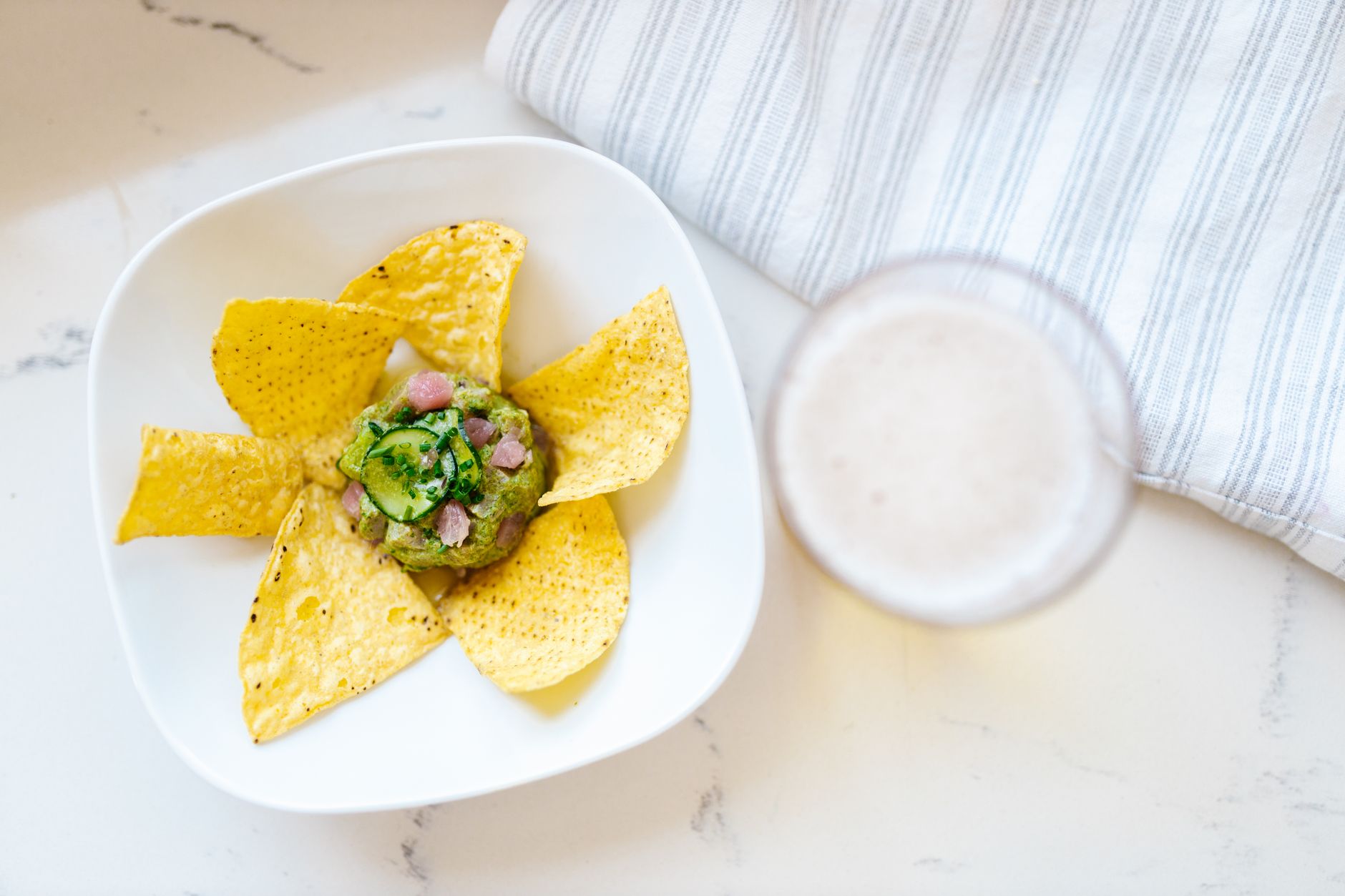 4-Ingredient Avocado Chips Are The Bread Substitute You Deserve