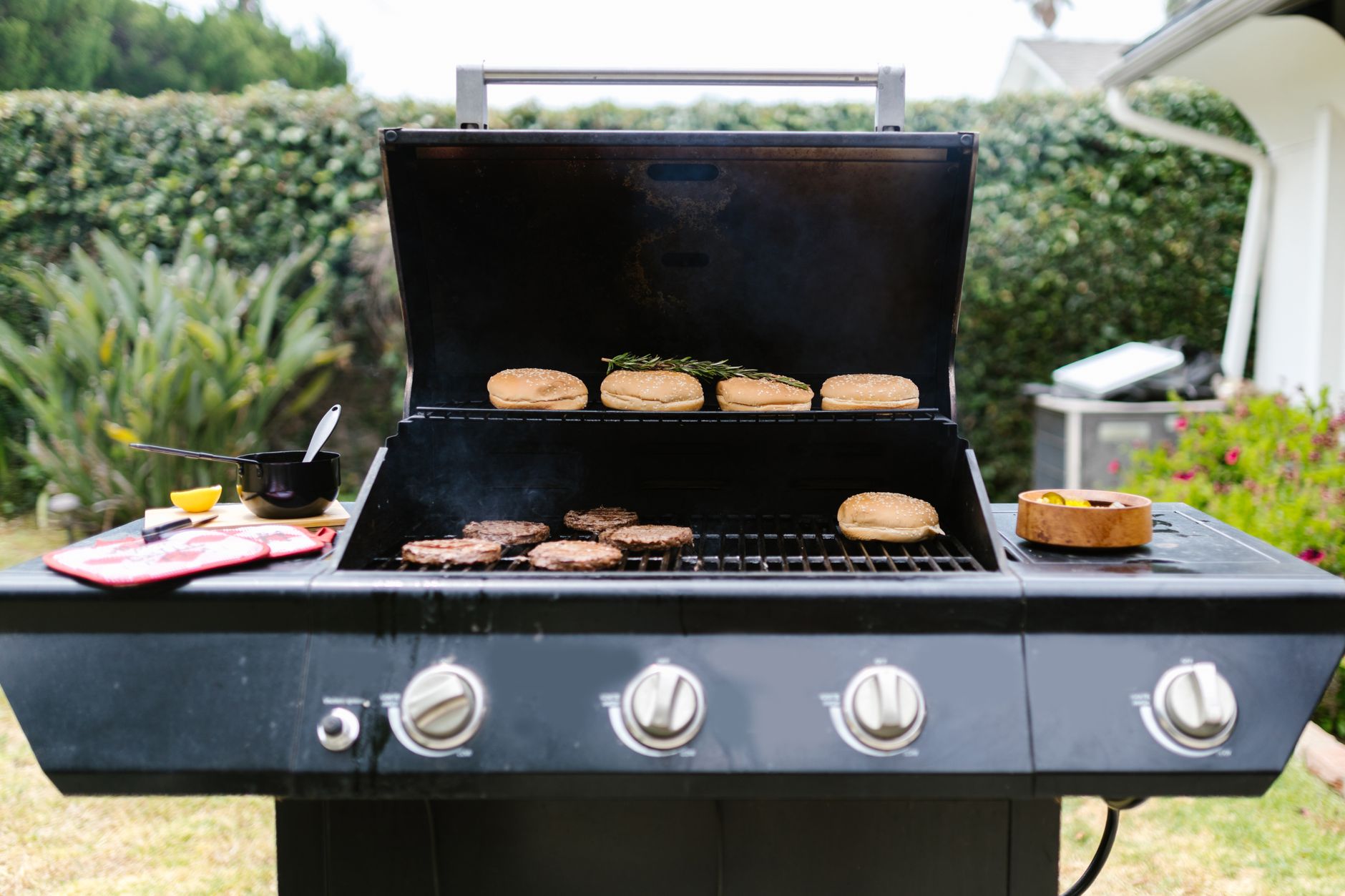 Burger Press: Do You Really Need One for Perfect Patties?
