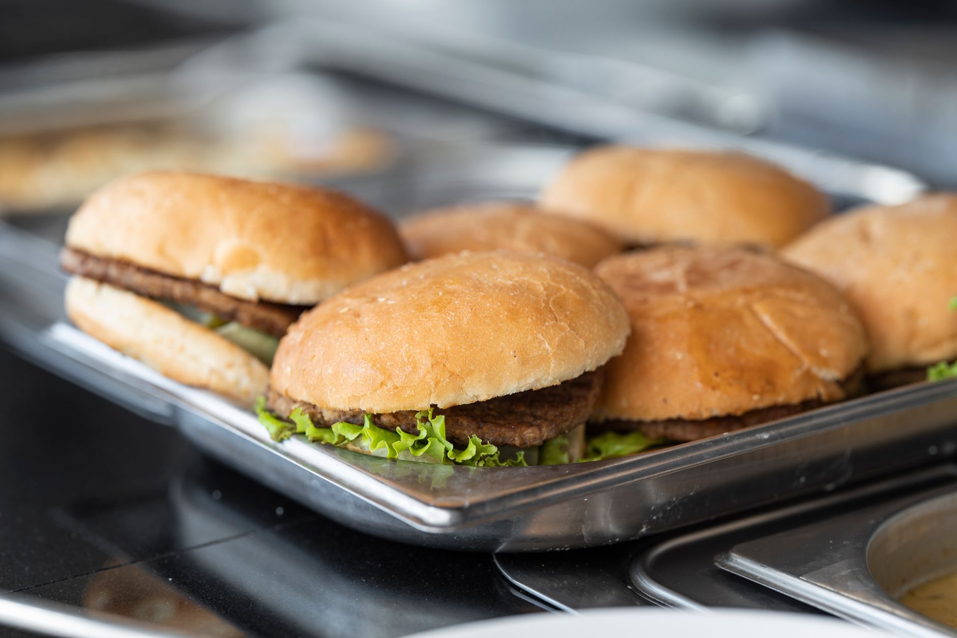 Gluten-Free Burgers: Tasty Options for Safe Fast Food Enjoyment