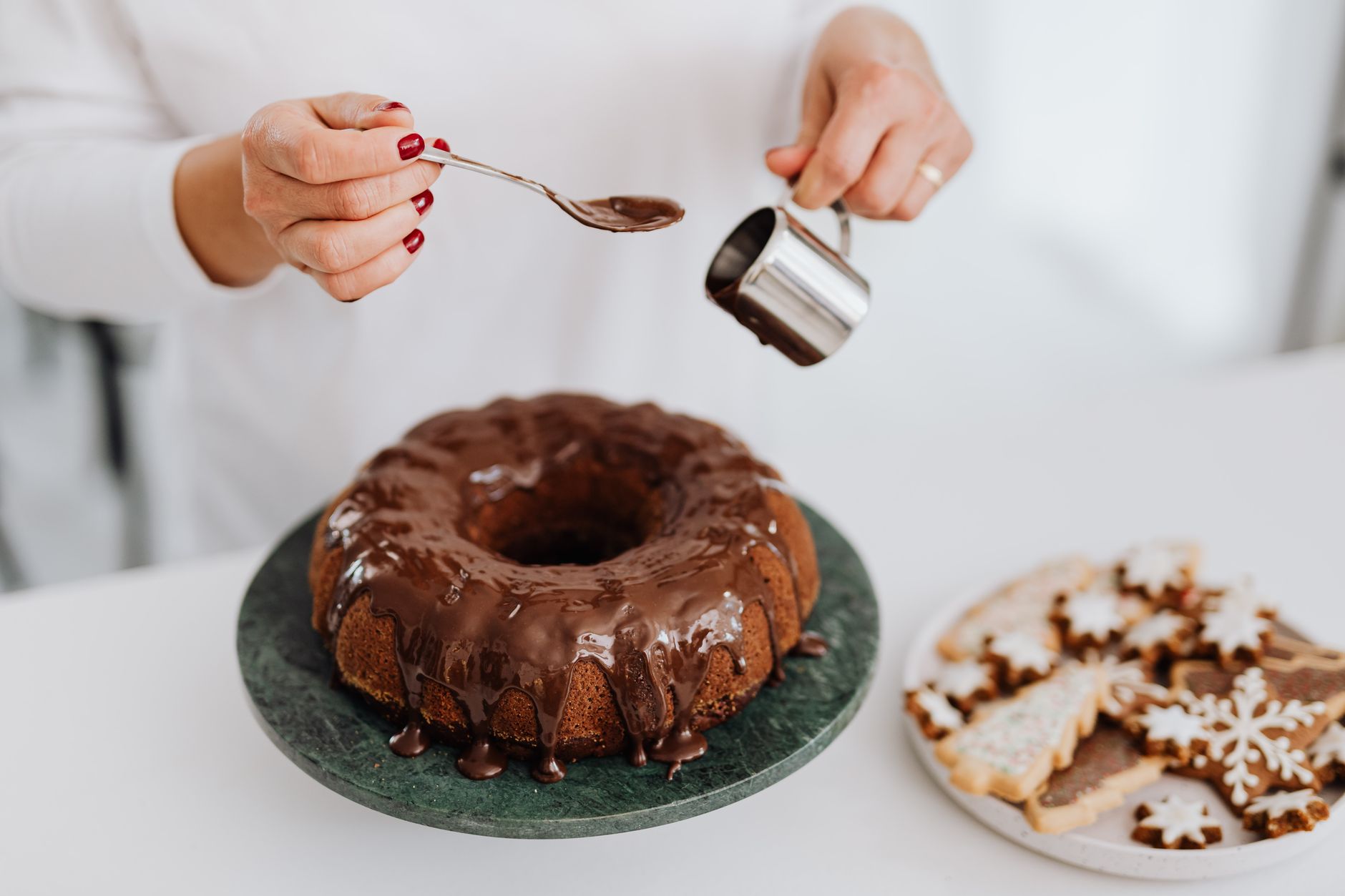 Whiskey Cake Recipe: Rich & Moist Halal Dessert