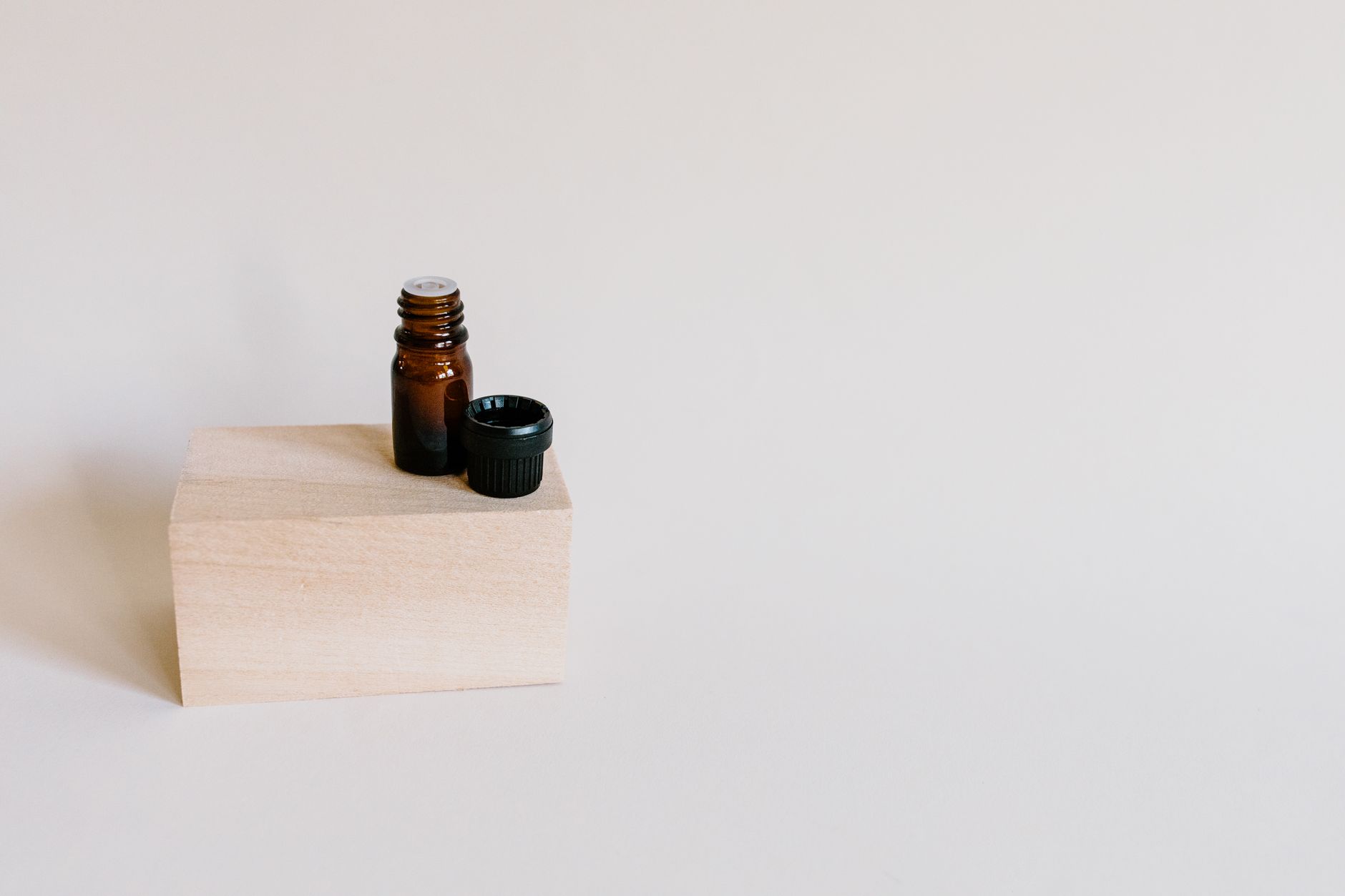 What Is A Neutral Oil And When Should You Use It?